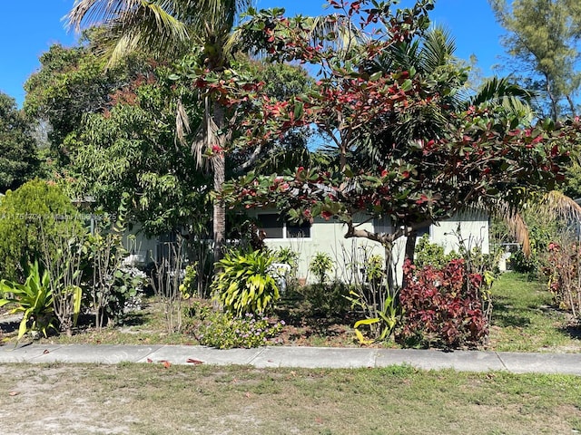 view of property exterior