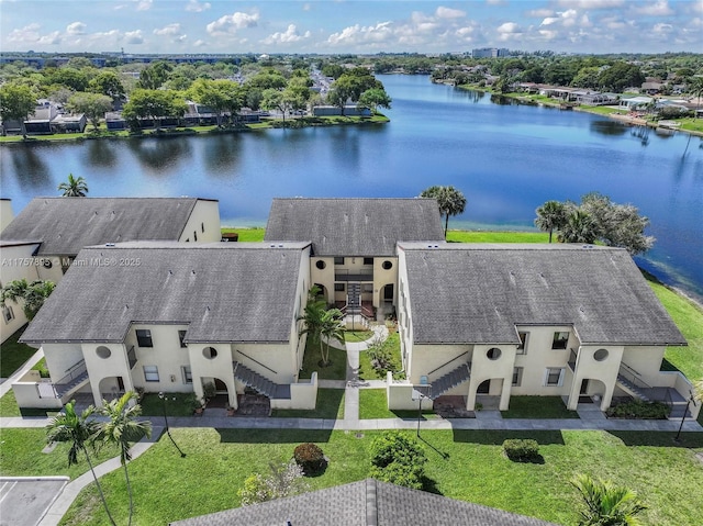 bird's eye view featuring a water view