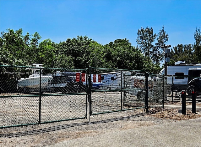 8904 SW Fishermans Wharf Dr, Stuart, FL 34997 - view of gate