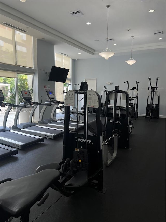 exercise room featuring visible vents and recessed lighting