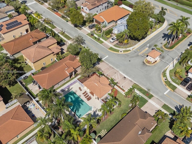 birds eye view of property featuring a residential view