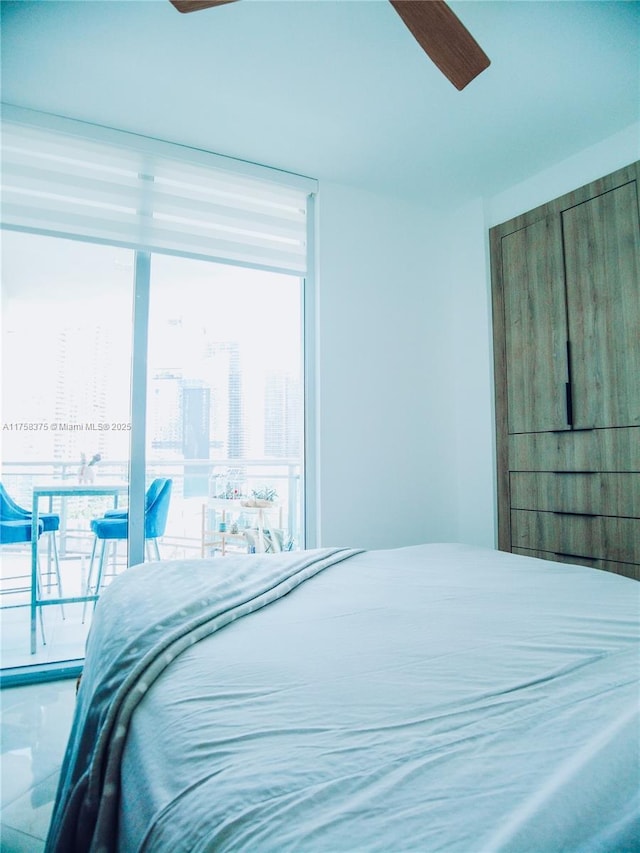 bedroom with a ceiling fan