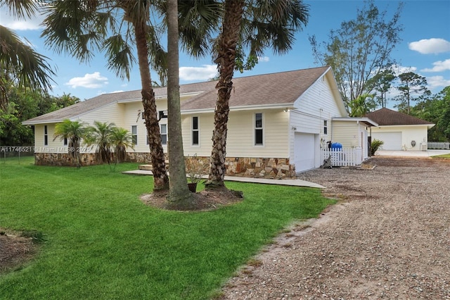 view of front of house with a front yard