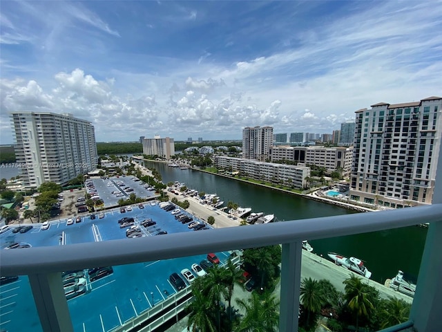 view of water feature featuring a city view