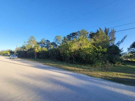 Listing photo 2 for 17728 94th St, Loxahatchee FL 33470