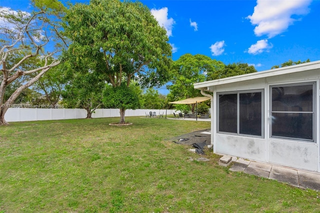 view of yard featuring fence