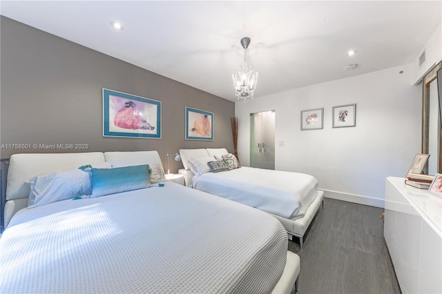 bedroom featuring visible vents, a notable chandelier, dark wood-style floors, recessed lighting, and baseboards