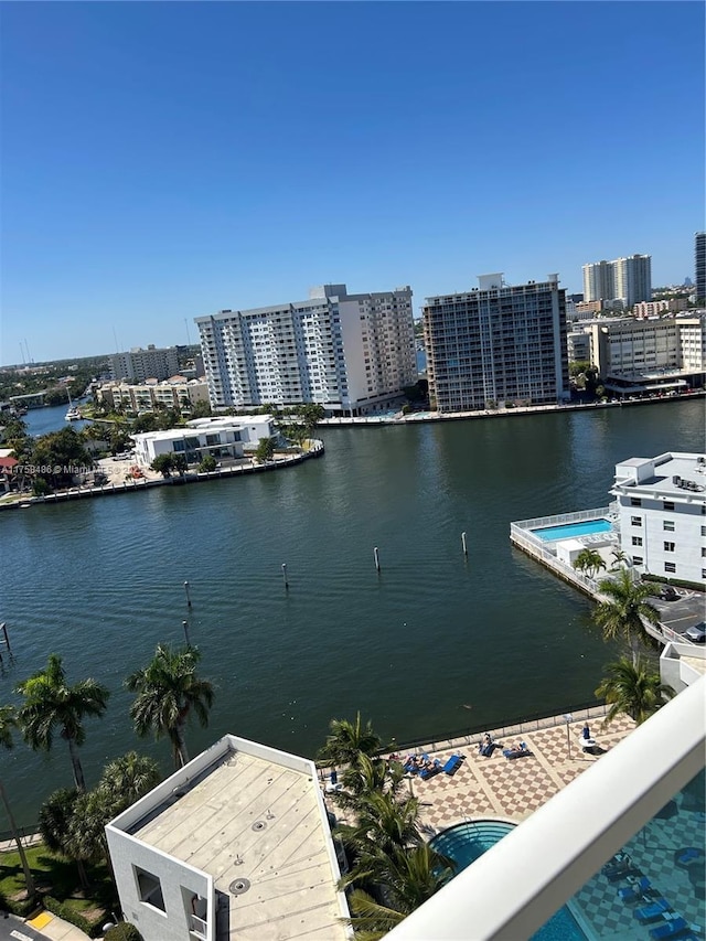 water view featuring a city view