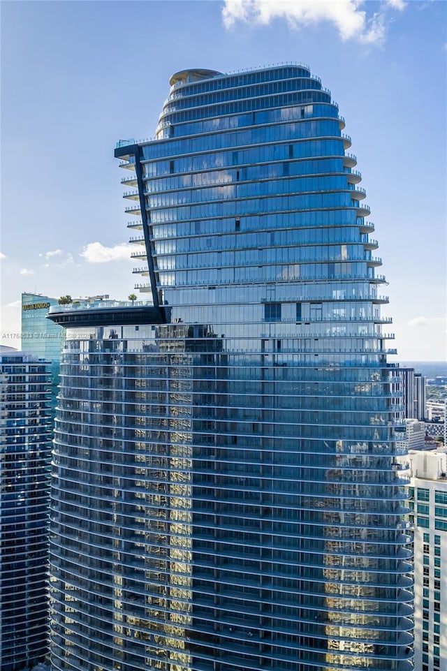 view of property featuring a city view