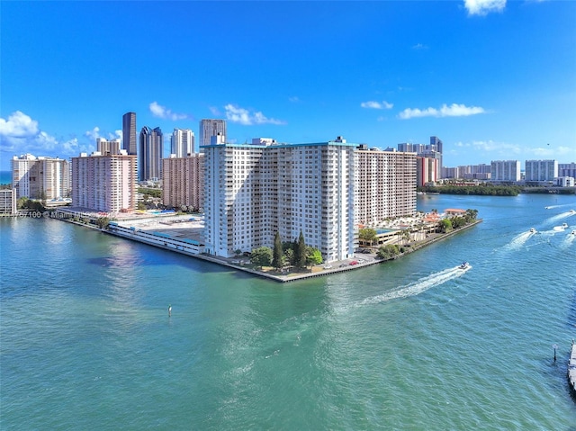301 174th St Unit 919, Sunny Isles Beach, FL 33160 - photo 29