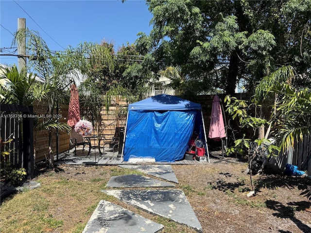 view of yard featuring a fenced backyard