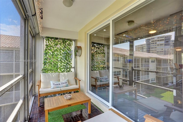 view of sunroom / solarium