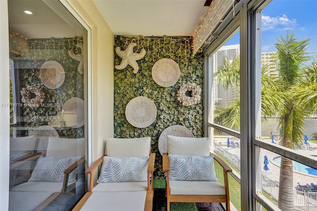 view of sunroom / solarium