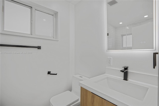 1116 N 31st Ave, Hollywood, FL 33021 - full bathroom with vanity and toilet
