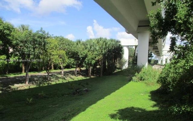 Listing photo 2 for 3804 NW 28th St, Miami FL 33142