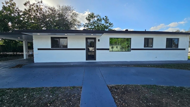 view of front of house with stucco siding