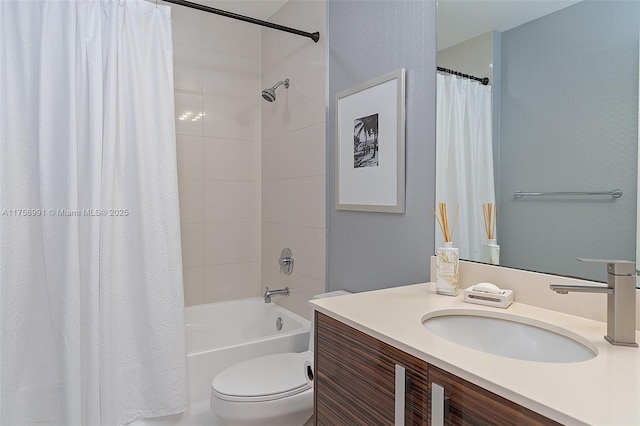 2020 N Bayshore Dr Unit Th 104, Miami, FL 33137 - bathroom featuring toilet, vanity, and shower / tub combo with curtain