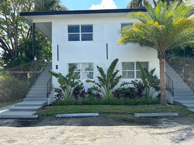 7836 NE Bayshore Ct, Miami, FL 33138 - photo 1