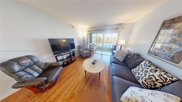 9261 Sunrise Lakes Blvd Unit 307, Sunrise, FL 33322 - photo 2