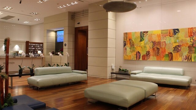 2889 Mcfarlane Rd Unit 1511, Miami, FL 33133 - community lobby featuring visible vents