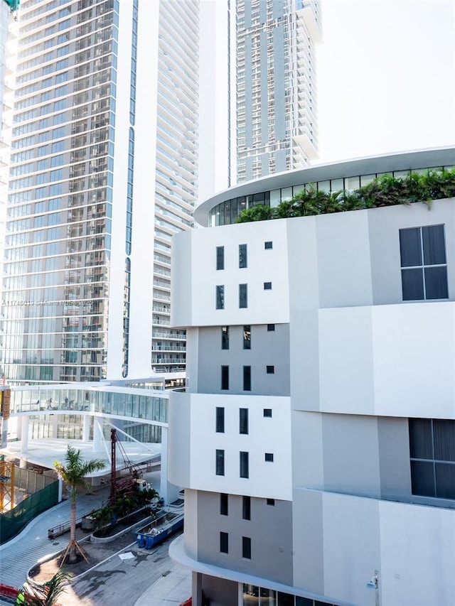 view of property featuring a city view