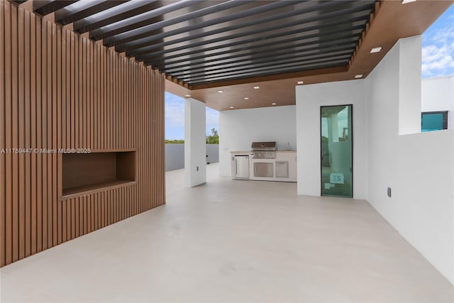 1823 NE 26th Ave, Fort Lauderdale, FL 33305 - view of patio featuring an outdoor kitchen and area for grilling