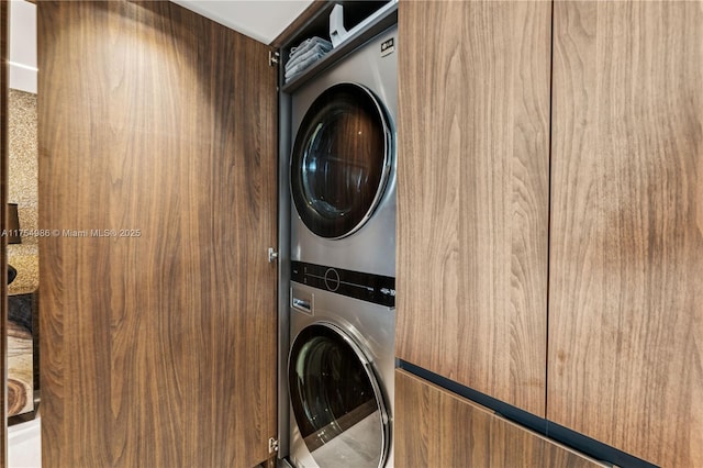19667 Turnberry Way Unit 8K, Aventura, FL 33180 - clothes washing area featuring laundry area and stacked washer and clothes dryer