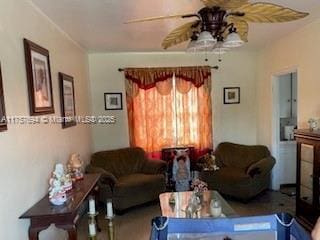 2156 NW 32nd St, Miami, FL 33142 - living area with ceiling fan
