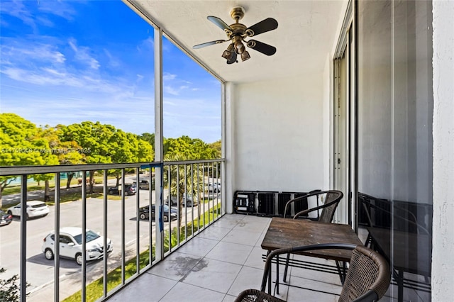 balcony with a ceiling fan