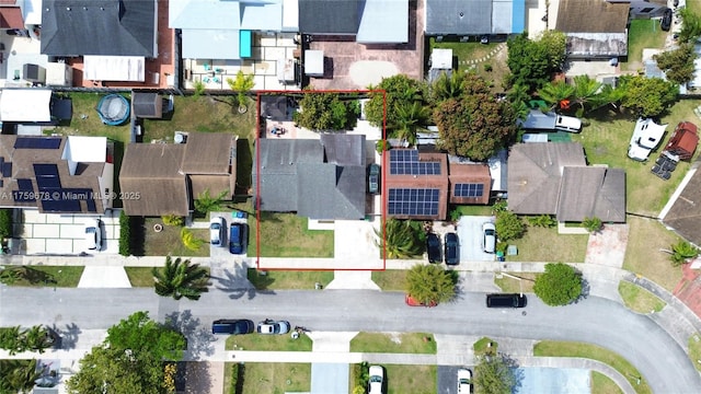 birds eye view of property featuring a residential view