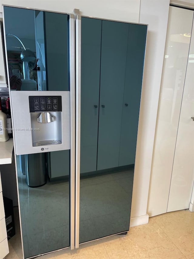 3610 Yacht Club Dr Unit 1510, Aventura, FL 33180 - interior space featuring modern cabinets