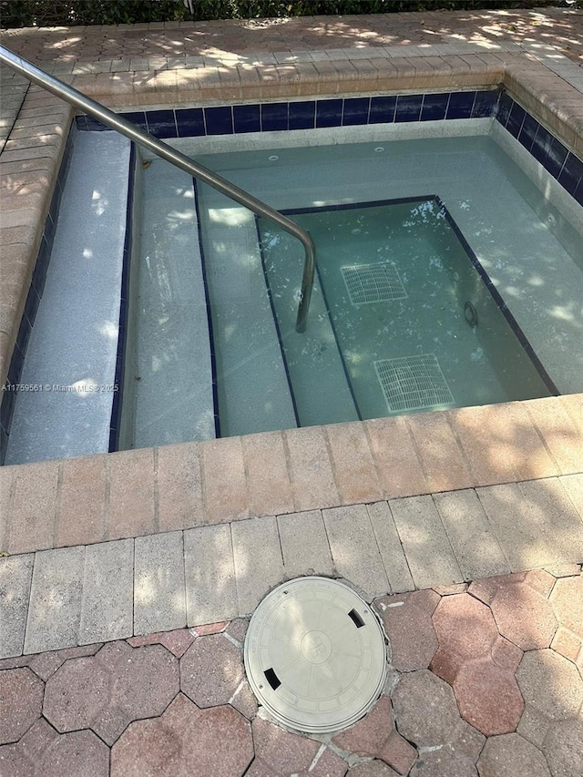 3610 Yacht Club Dr Unit 1510, Aventura, FL 33180 - view of swimming pool