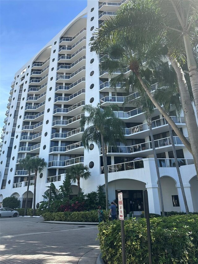 3610 Yacht Club Dr Unit 1510, Aventura, FL 33180 - view of building exterior