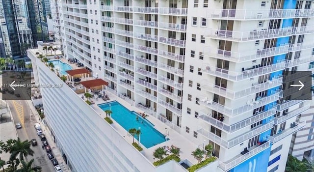 1200 Brickell Bay Dr Unit 3318, Miami, FL 33131 - drone / aerial view of a pool area and apartment complex / building