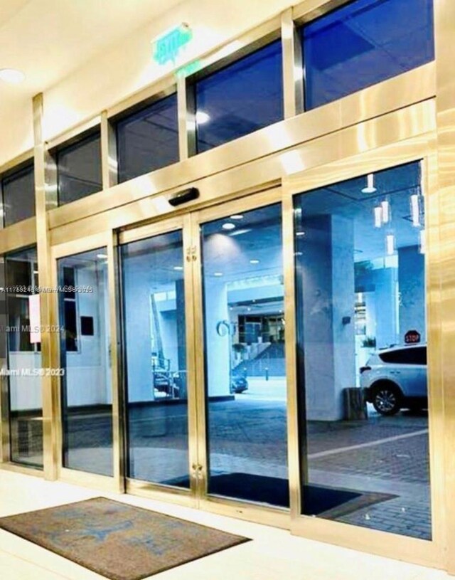 1200 Brickell Bay Dr Unit 3318, Miami, FL 33131 - view of entryway