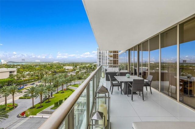 balcony featuring a city view