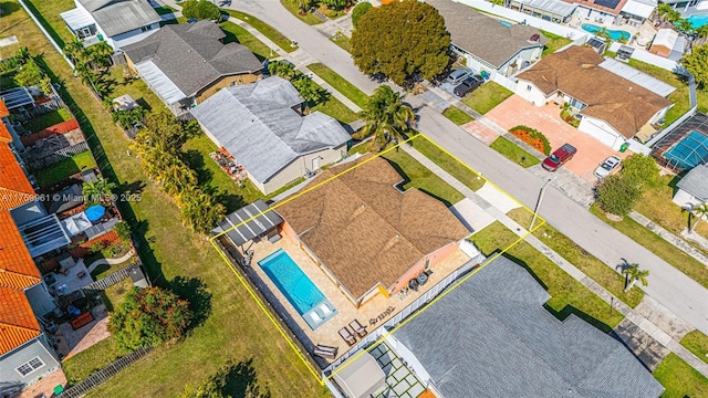 birds eye view of property featuring a residential view