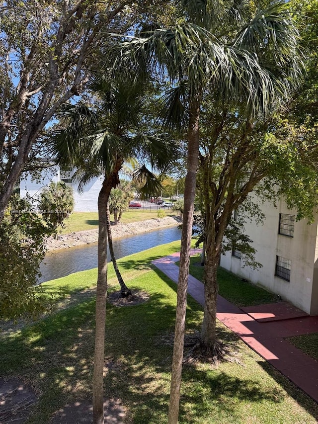 view of yard with a water view