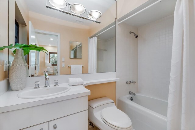 5780 Magnolia Ln, Coral Gables, FL 33156 - bathroom with shower / tub combo with curtain, vanity, and toilet