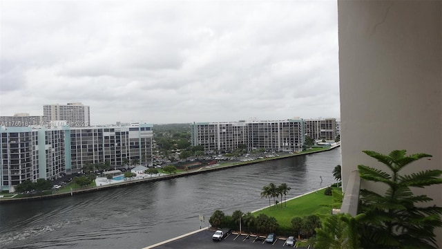 water view featuring a city view