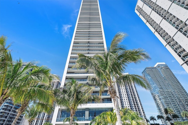 601 NE 1st Ave Unit 2506, Miami, FL 33132 - photo 1