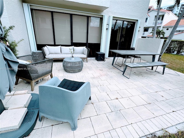 view of patio / terrace featuring outdoor lounge area