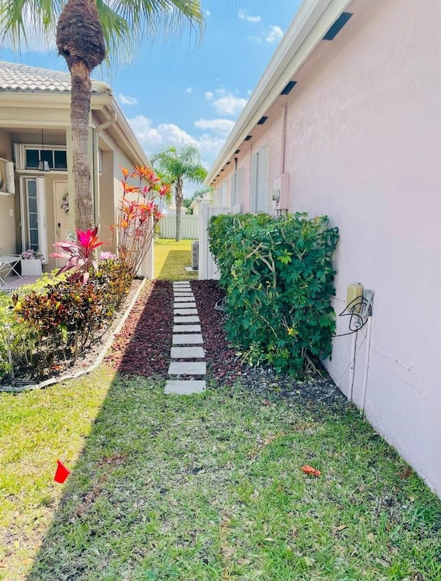 6938 NW 33rd St, Margate, FL 33063 - view of yard