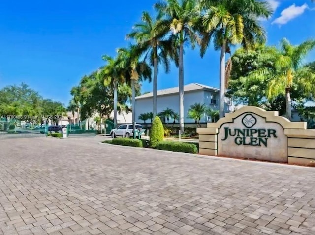 6938 NW 33rd St, Margate, FL 33063 - view of community / neighborhood sign