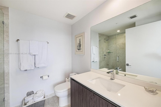 full bath featuring visible vents, toilet, a stall shower, and vanity