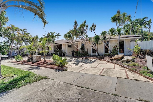 2310 NE 195th St, Miami, FL 33180 - photo 6