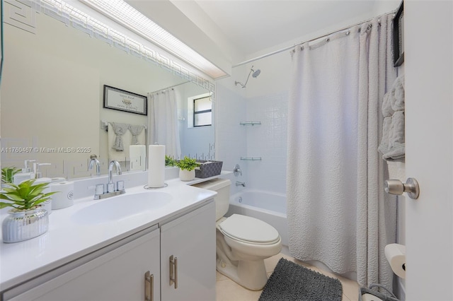 2888 S Carambola Cir S Unit 2079, Coconut Creek, FL 33066 - bathroom featuring shower / tub combo with curtain, vanity, and tile patterned flooring