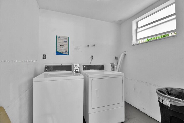 618 Euclid Ave Unit 303, Miami Beach, FL 33139 - community laundry featuring washer and dryer