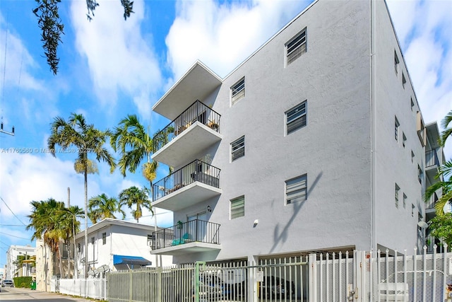 618 Euclid Ave Unit 303, Miami Beach, FL 33139 - view of apartment building / complex