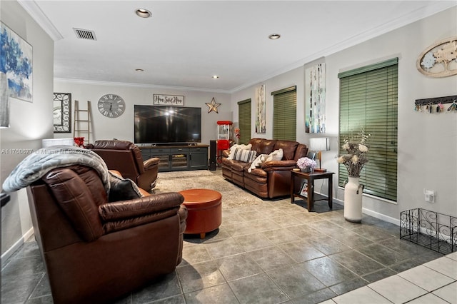 tiled living room featuring recessed lighting, visible vents, baseboards, and ornamental molding